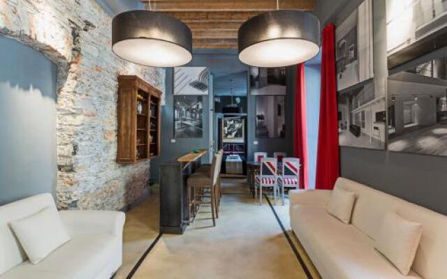 Loft Garibaldi Rooms And Suites