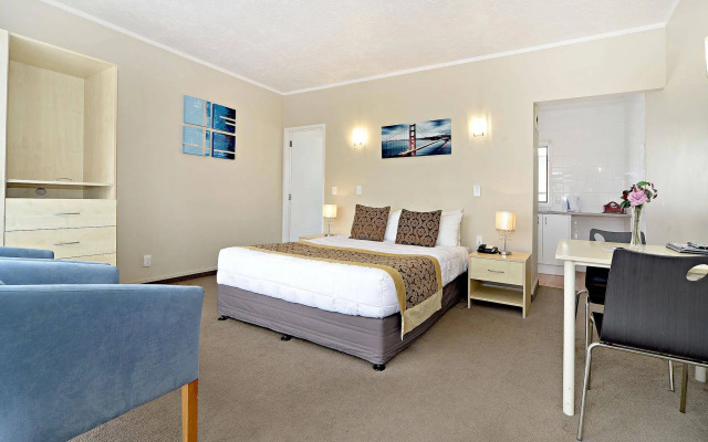 Takapuna Motor Lodge