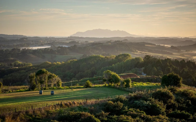 Woodhouse Mountain Lodge