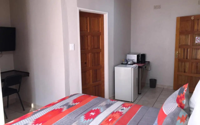 Tropical Paradise Guest House