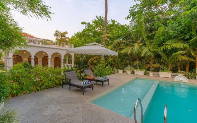 Loto Bianco by Hireavilla -4br w Pvt Pool Siolim