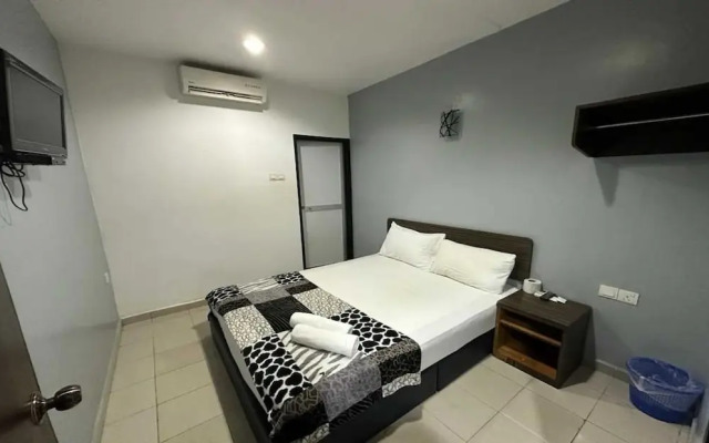 OYO 91119 Hotel D Lima Inn