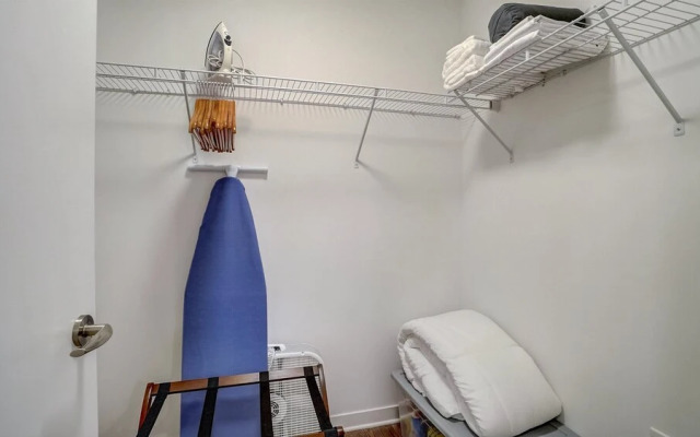 FRONTDESK Lakeview Green Apts Birmingham