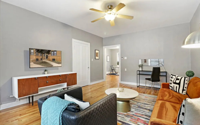Cozy Modern 1BR Apt in Boystown