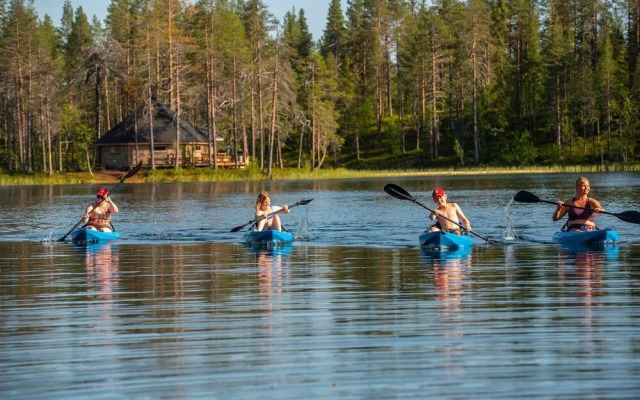 Pinetree Lodge