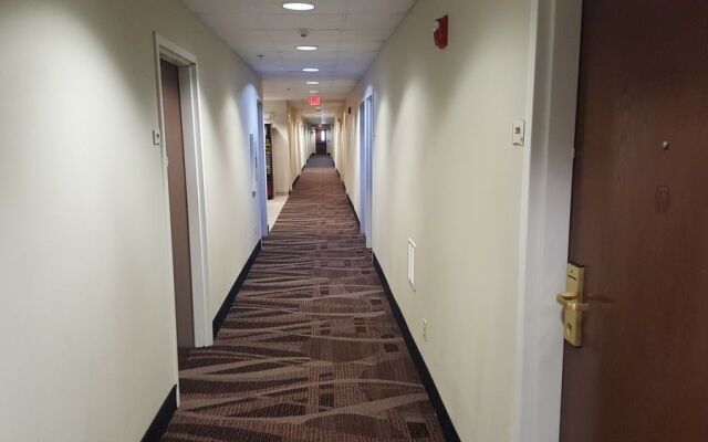 Americas Best Value Inn & Suites - N. Lima/Boardman