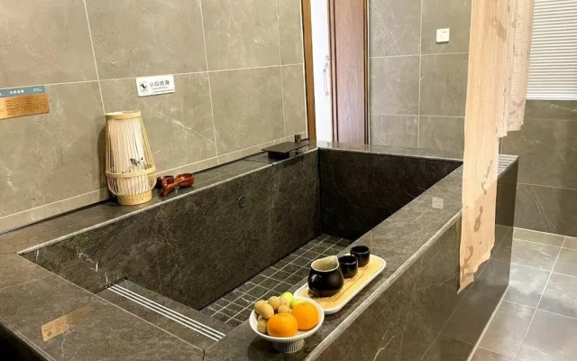 Lin an Hot Spring Story Family Homestay