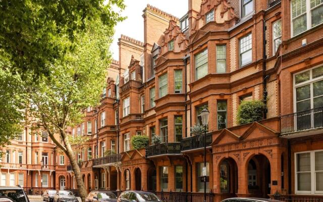 The Chelsea Studio Next to Sloane Square