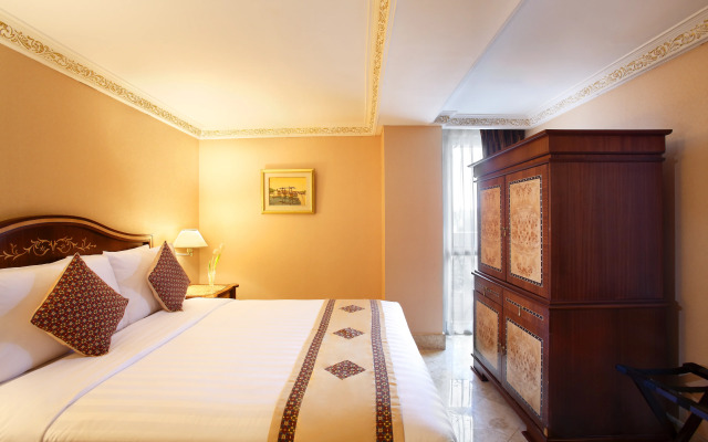 Ambhara Hotel