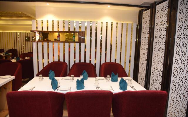 Mastiff Grand Regal Resort Arrah by OTHPL