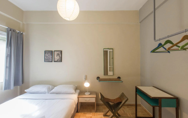 The Grand Meshmosh Hotel