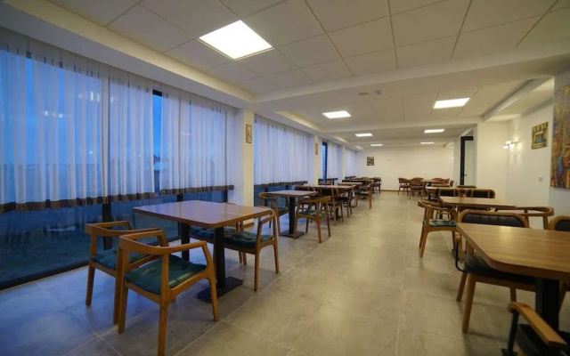 Şahi̇n Termal Otel Ve Spa