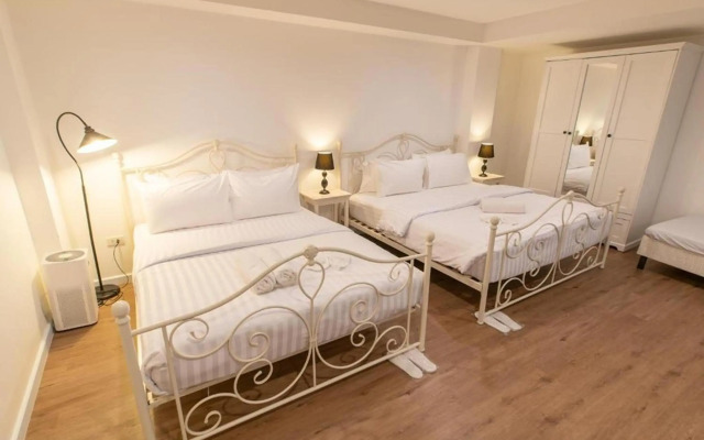 Nidhra Lanna Hotel