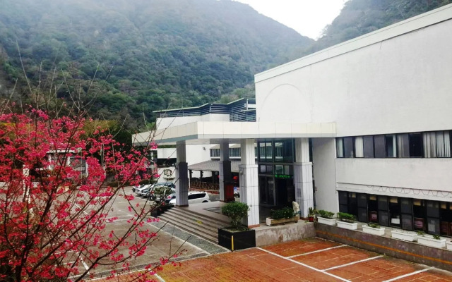Taroko Tienhsiang Youth Activity Center