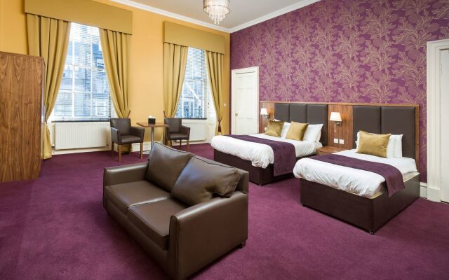 New Town Hotel