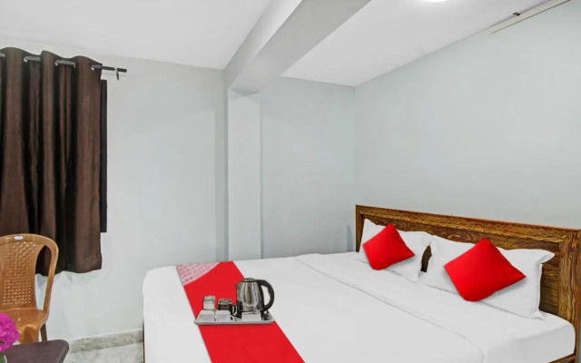 OYO 90210 J D Guest House