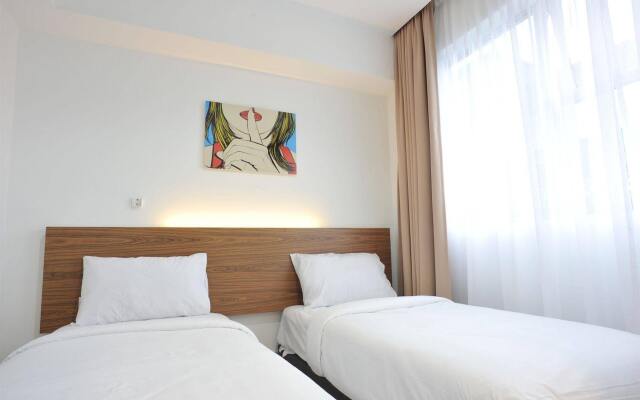 V Hotel