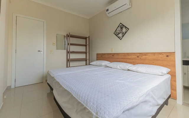 Rent Apartment 3 bedrooms w/ 1 suite - 680