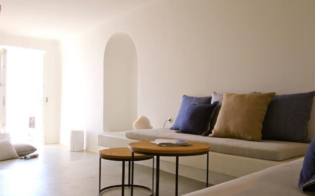 Porto Fira Villas