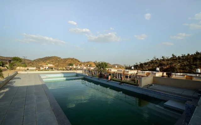 Oyo 35577 Nakoda Dham Green Valley Resort