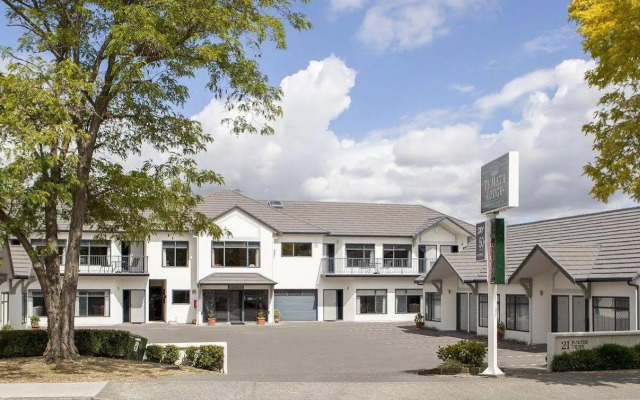 Te Mata Lodge