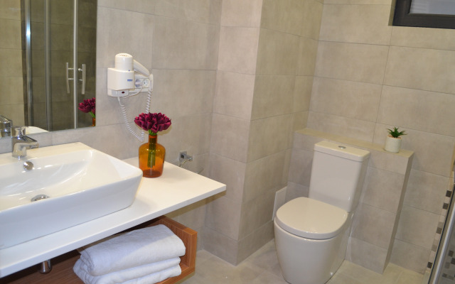 YMY Boutique Residence