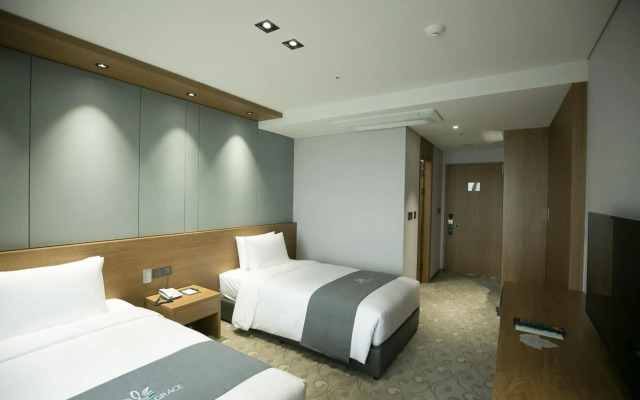 Western Grace Hotel
