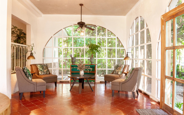 Angeli Gardens Boutique Hotel