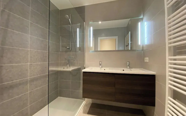 Apartment in Nieuwpoort With Pool & Terrace