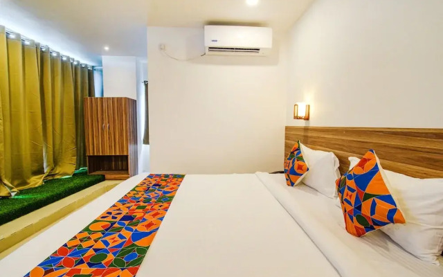 Fabhotel Wr Grand I