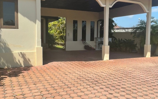 Luxury 4 Bed Pool Villa