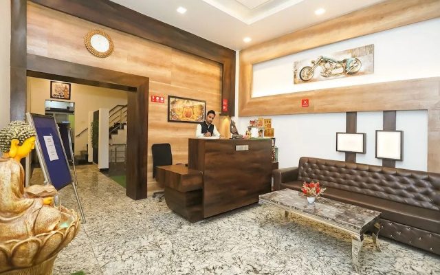 OYO 11375 Hotel G20 Inn