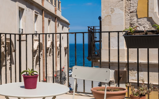 Terrazza Mirabella in Ortigia