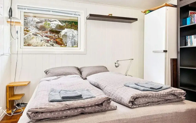 12 Person Holiday Home in Fitjar