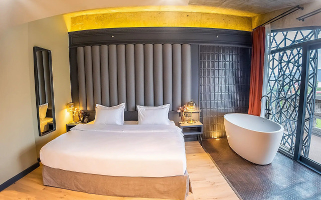 Sandali Metekhi Boutique Hotel