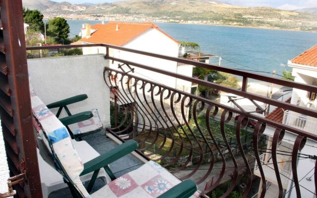 Beautiful Apartment With Sea View, Trogir, Croatia