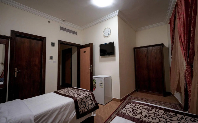 Qasr Alazizia Hotel