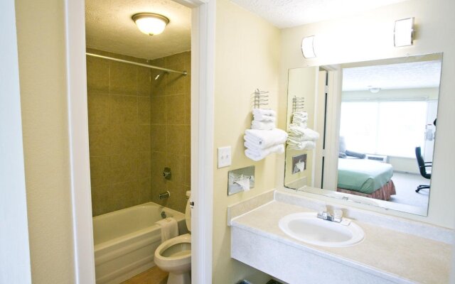 Star City Inn and Suites