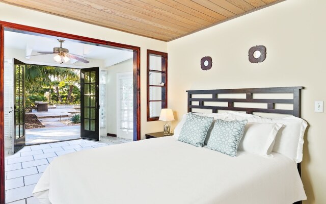 5BDRM Villa Via Mil Cumbres