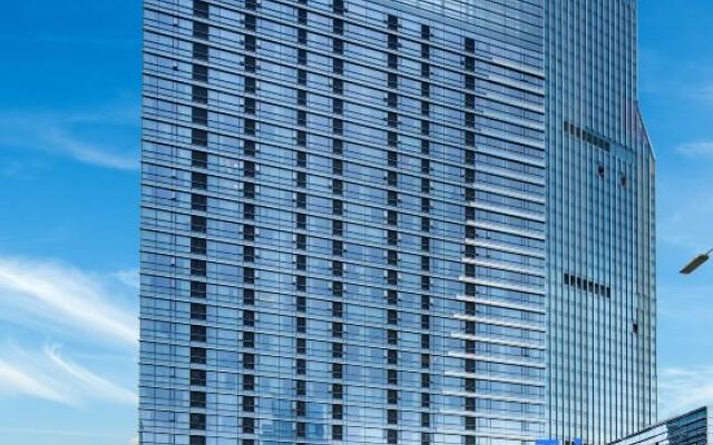 Ferris lnternational Apartment