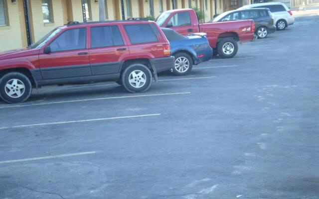 Sunrise Inn - Brownsville