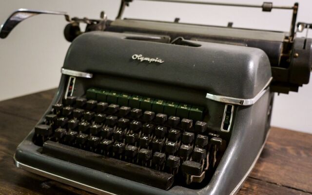 Well-Kept Apartment Short Walk to The Duomo