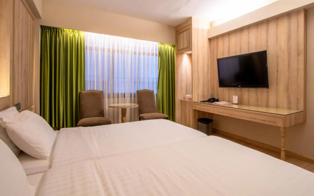 The Residence Rajtaevee Hotel
