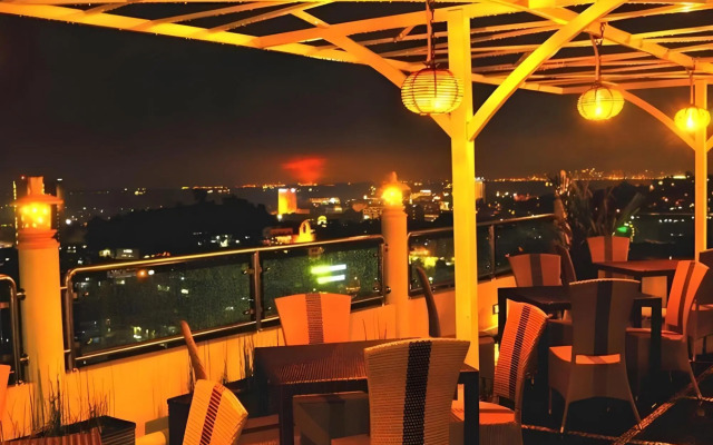 King's Hotel Nagoya Batam
