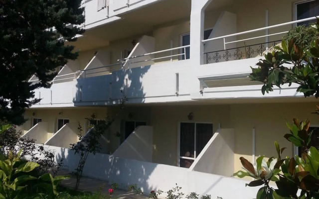 Mike's House Hotel