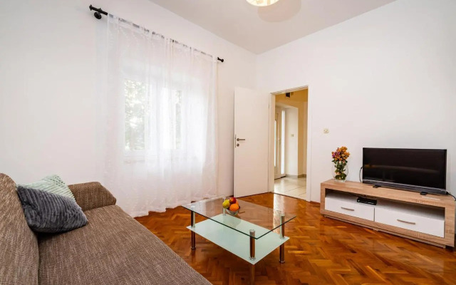 Apartment Eva