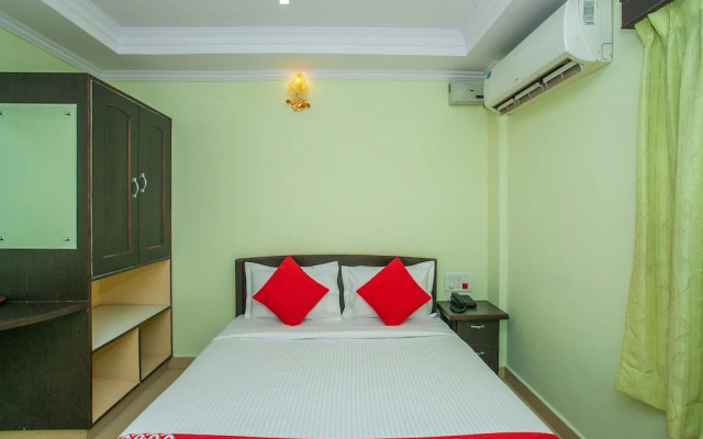 OYO 25121 Bns Lodge