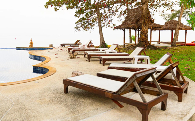 Lipa Lodge Resort