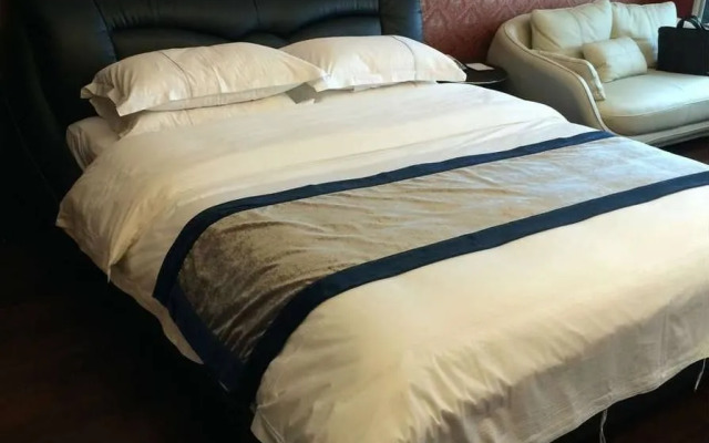 Chengdu Wes Kell Kate The Inn Boutique