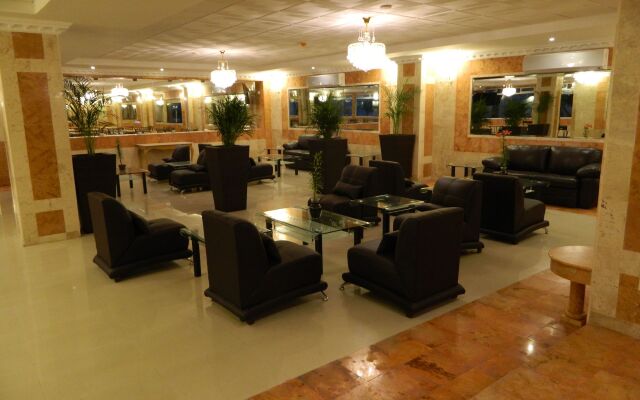 Hotel Palacio Maya